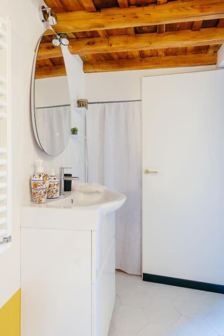Charming Restored Loft In The Heart Of Trastevere *