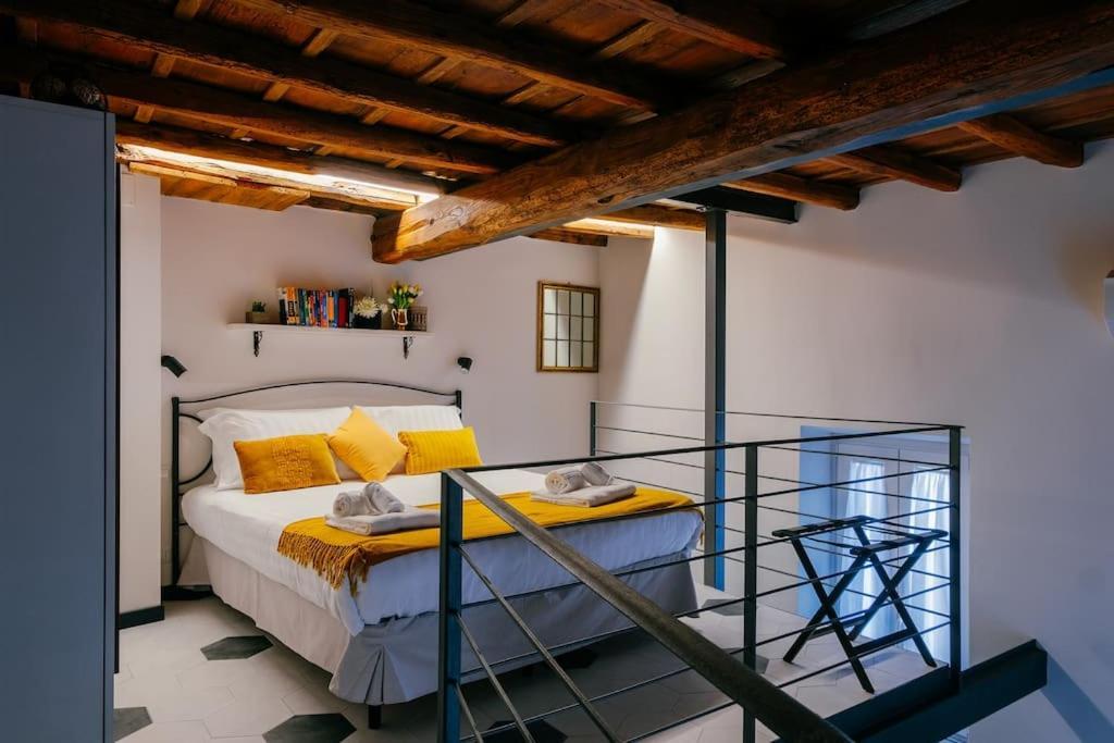 Apartment Charming Restored Loft In The Heart Of Trastevere Rome