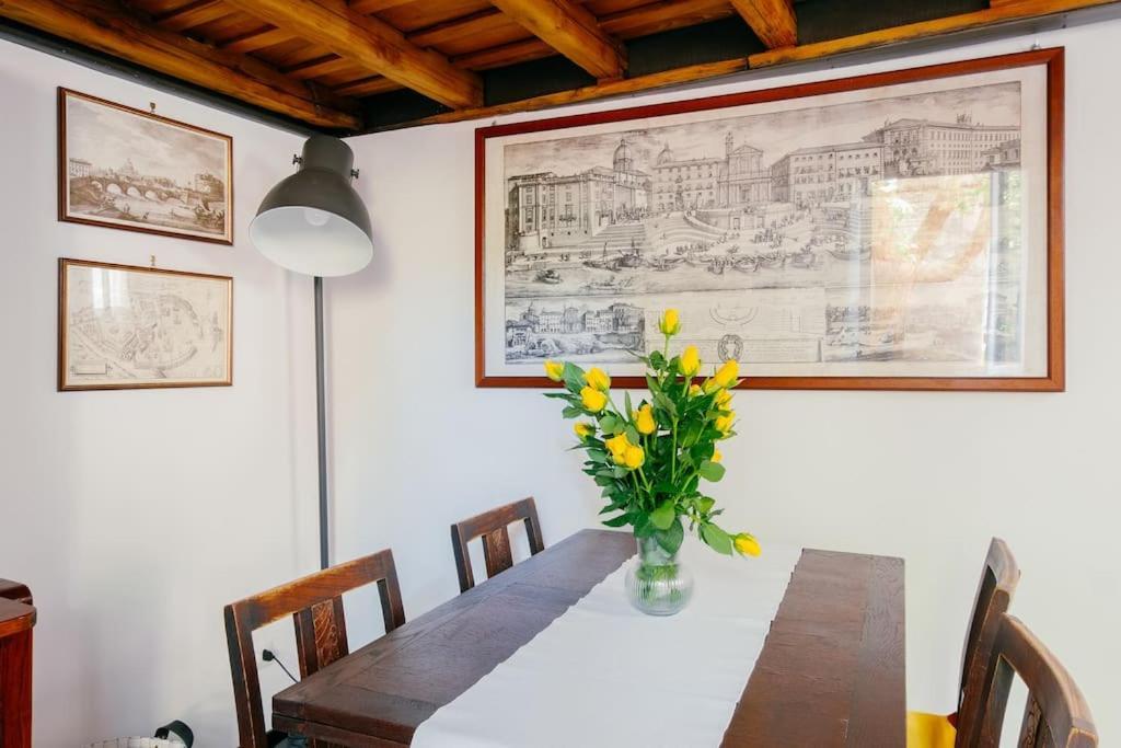 Charming Restored Loft In The Heart Of Trastevere Apartment *