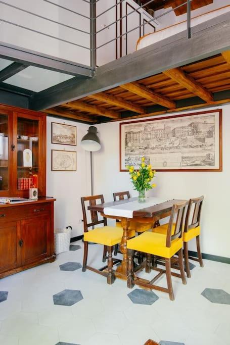 Charming Restored Loft In The Heart Of Trastevere Rome